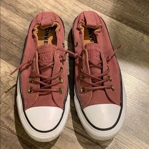 Converse shoes in mauve